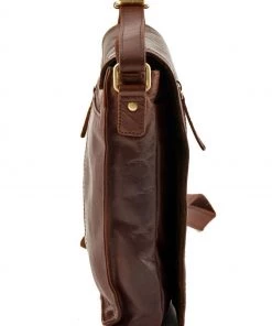 Lakeland Leather Keswick Medium Leather Messenger Bag In Brown -Lakeland Leather Sales unnamed file 110 scaled