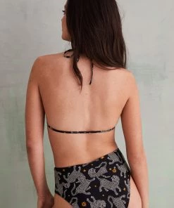 Women'secret Black Tiger Triangle Bikini Top -Lakeland Leather Sales unnamed file 1164 scaled