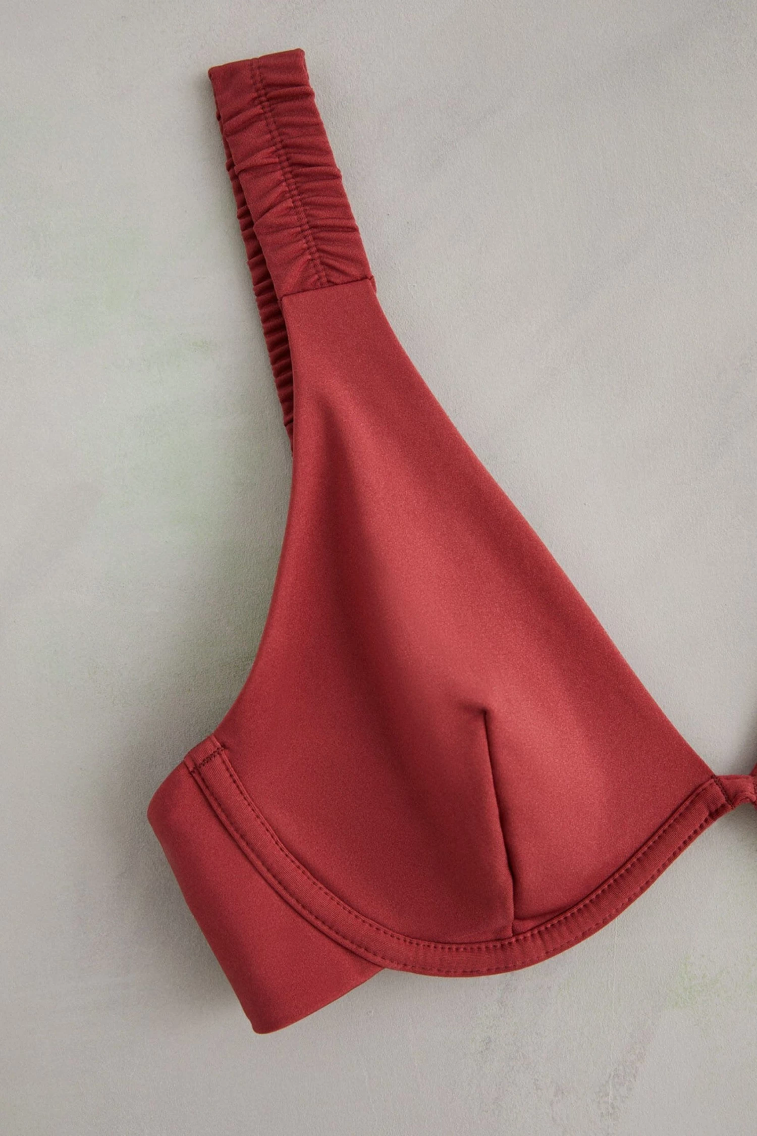 Women'secret Red Maroon Halterneck Scrunch Bikini Top 6 Women'secret Red Maroon Halterneck Scrunch Bikini Top - Image 4