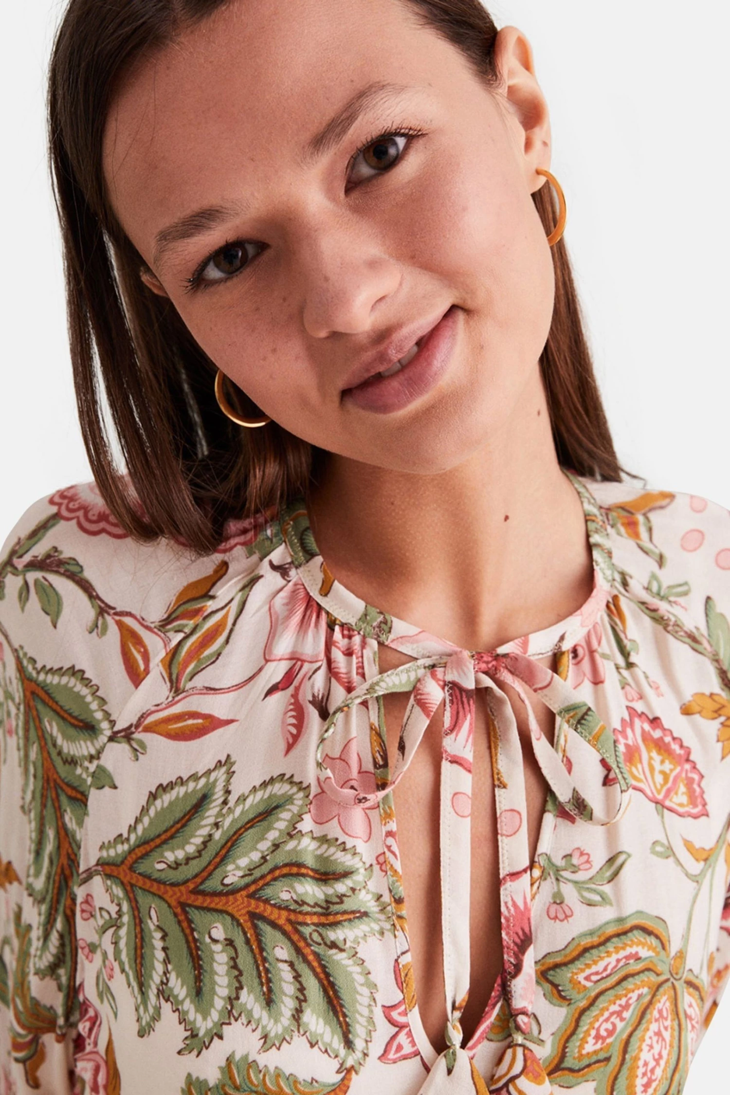 Women'secret Natural Short Floral Tunic 5 Women'secret Natural Short Floral Tunic - Image 3