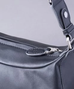 Lakeland Leather Fairfield Sling Bag Black 13 Lakeland Leather Fairfield Sling Bag Black -Lakeland Leather Sales unnamed file 186 scaled