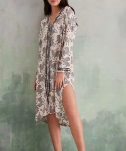 Women'secret White Long Tiger Tunic 11 Women'secret White Long Tiger Tunic -Lakeland Leather Sales unnamed file 1860