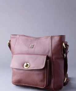 Lakeland Leather Rickerby Chestnut Leather Cross Body Bag 11 Lakeland Leather Rickerby Chestnut Leather Cross Body Bag -Lakeland Leather Sales unnamed file 210