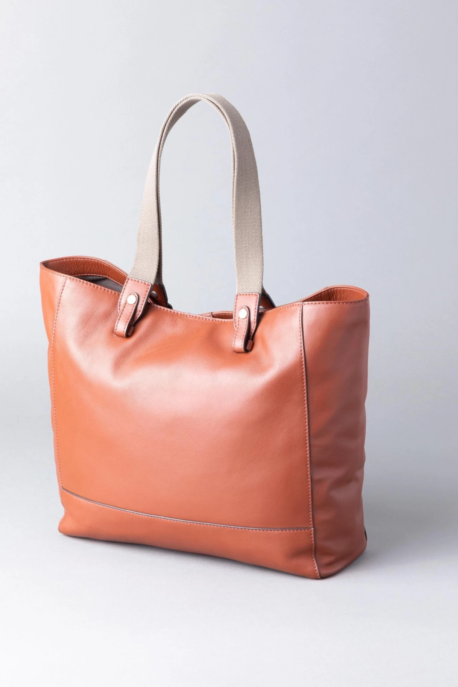 Lakeland Leather Fairfield Tote Handbag Tan Brown 4 Lakeland Leather Fairfield Tote Handbag Tan Brown - Image 2