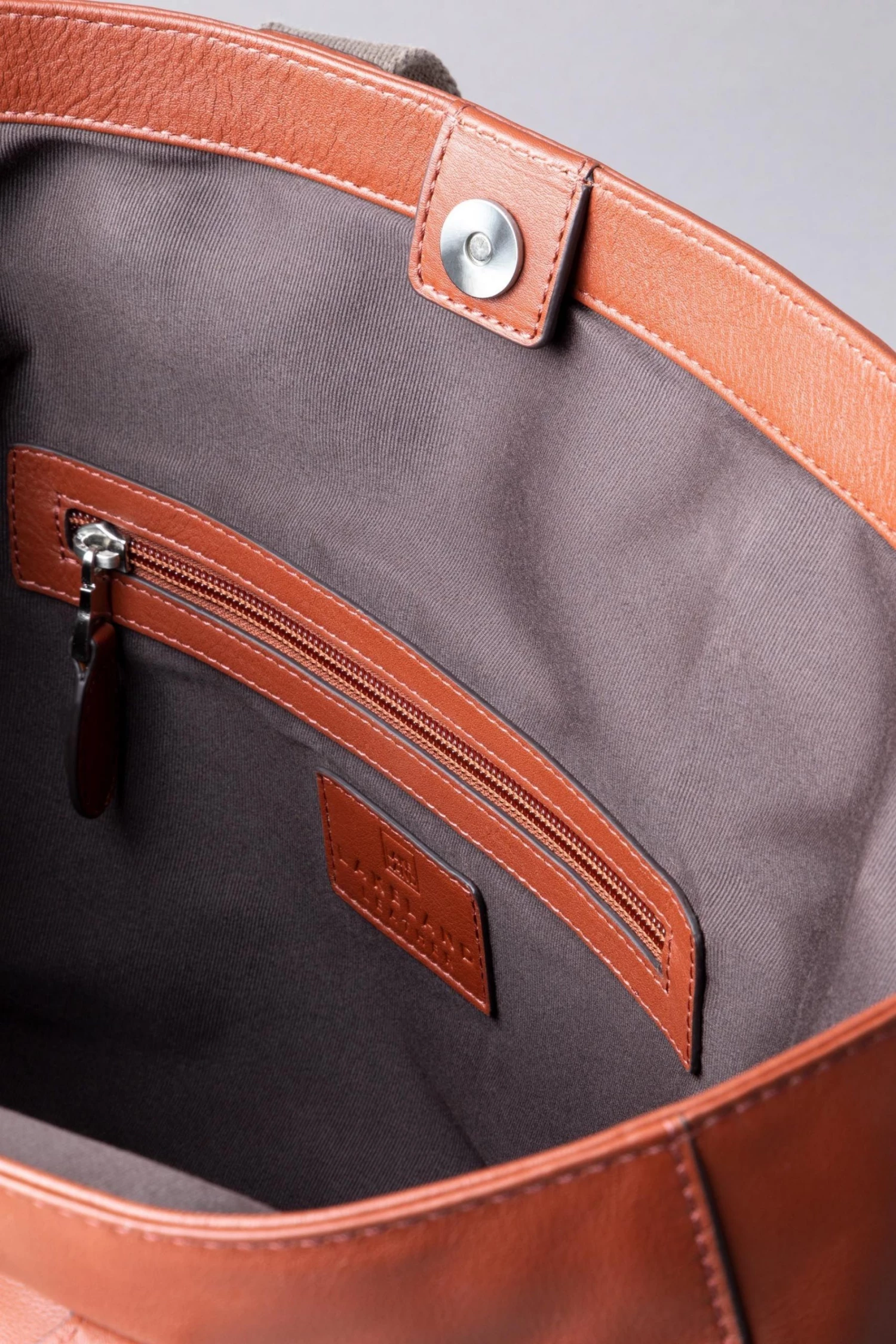 Lakeland Leather Fairfield Tote Handbag Tan Brown 5 Lakeland Leather Fairfield Tote Handbag Tan Brown - Image 3