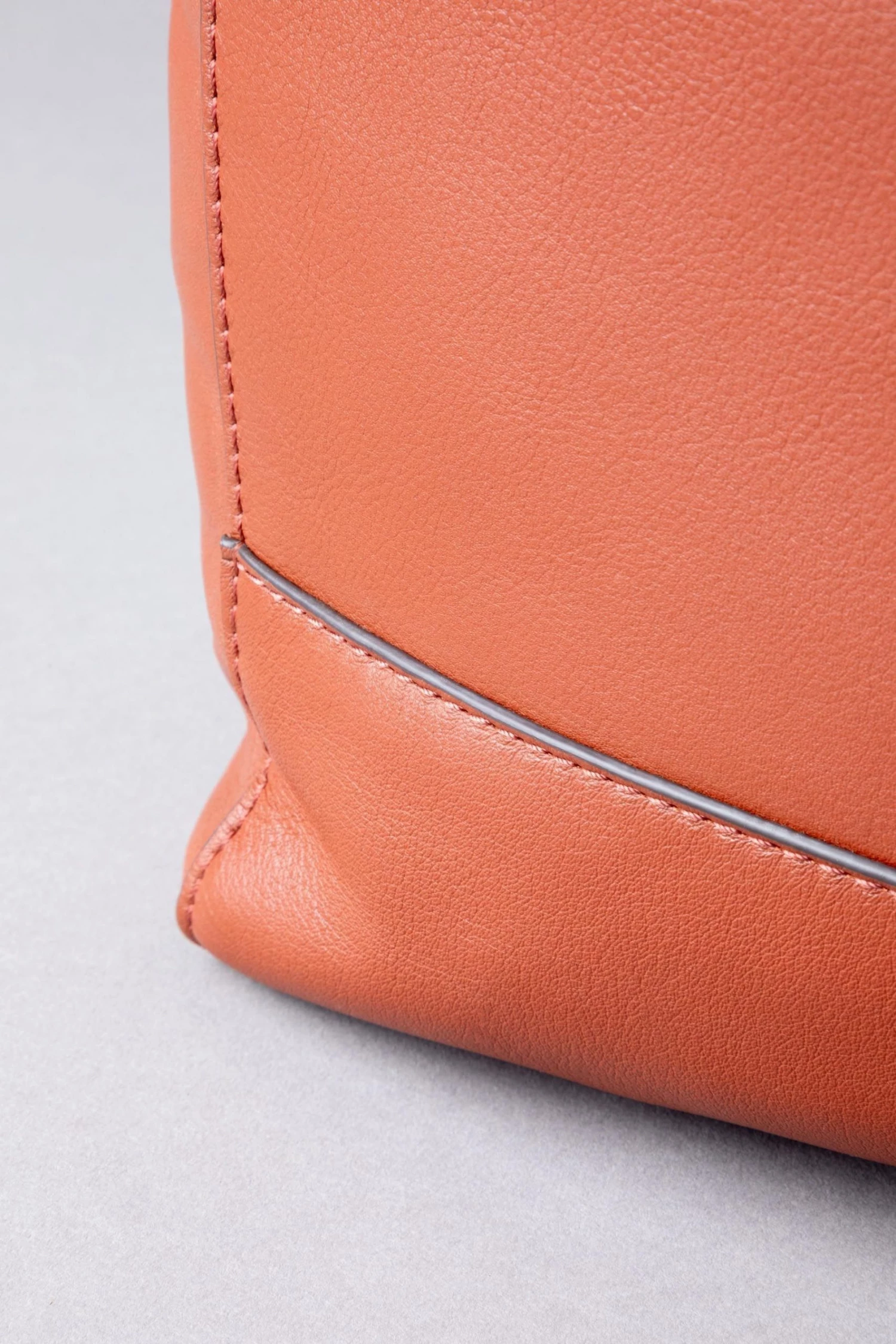 Lakeland Leather Fairfield Tote Handbag Tan Brown 7 Lakeland Leather Fairfield Tote Handbag Tan Brown - Image 5