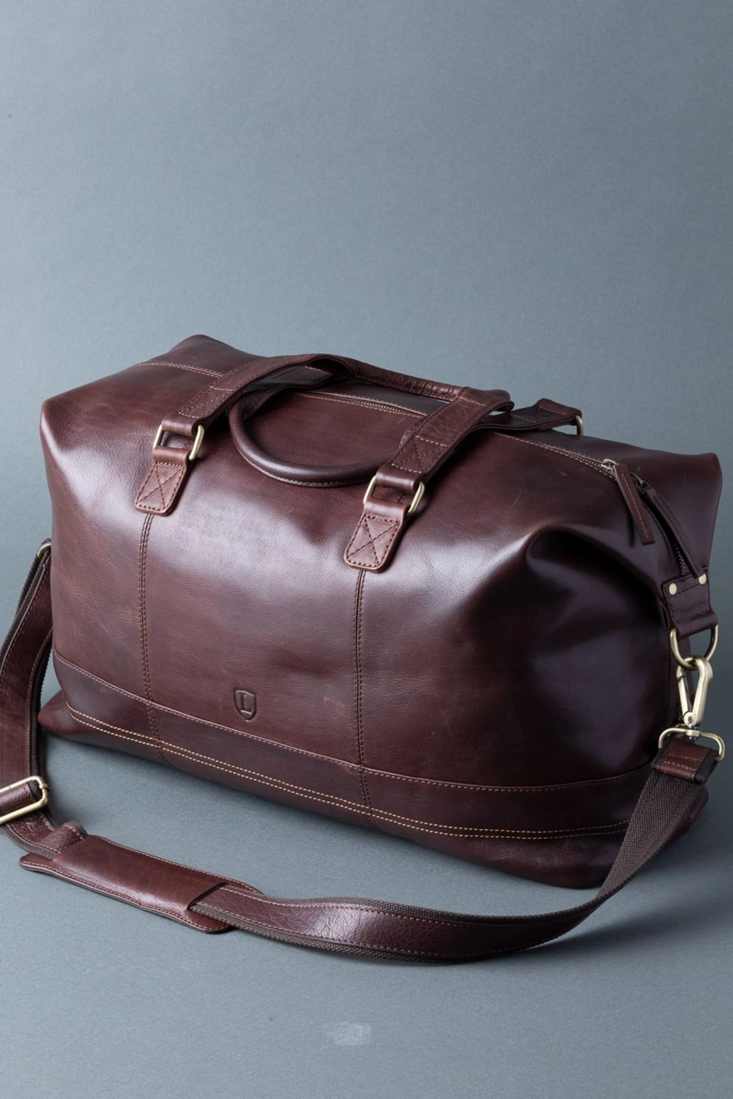 Lakeland Leather Keswick Brown Leather Holdall 4 Lakeland Leather Keswick Brown Leather Holdall - Image 2