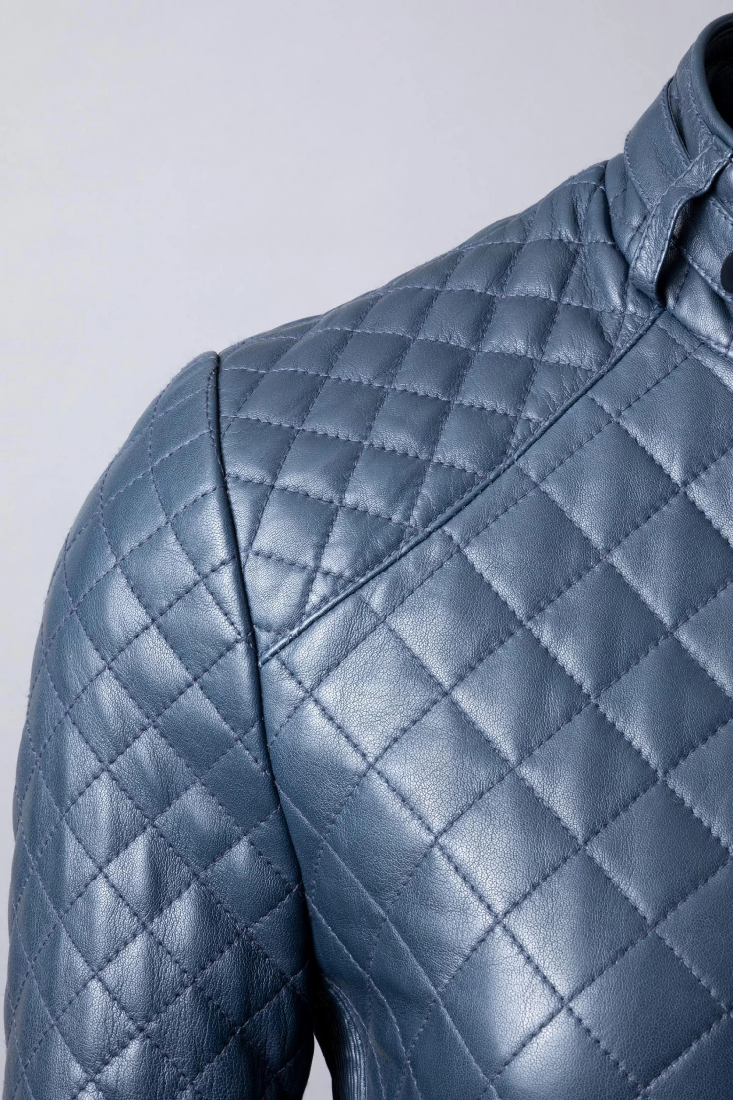 Lakeland Leather Blue Angletarn Quilted Leather Jacket 6 Lakeland Leather Blue Angletarn Quilted Leather Jacket - Image 4