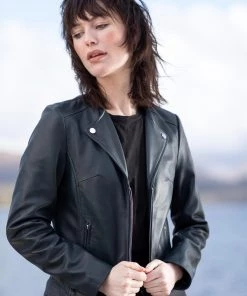 Lakeland Leather Collette Open Collar Leather Biker Jacket Parchment 15 Lakeland Leather Collette Open Collar Leather Biker Jacket Parchment -Lakeland Leather Sales unnamed file 519 scaled
