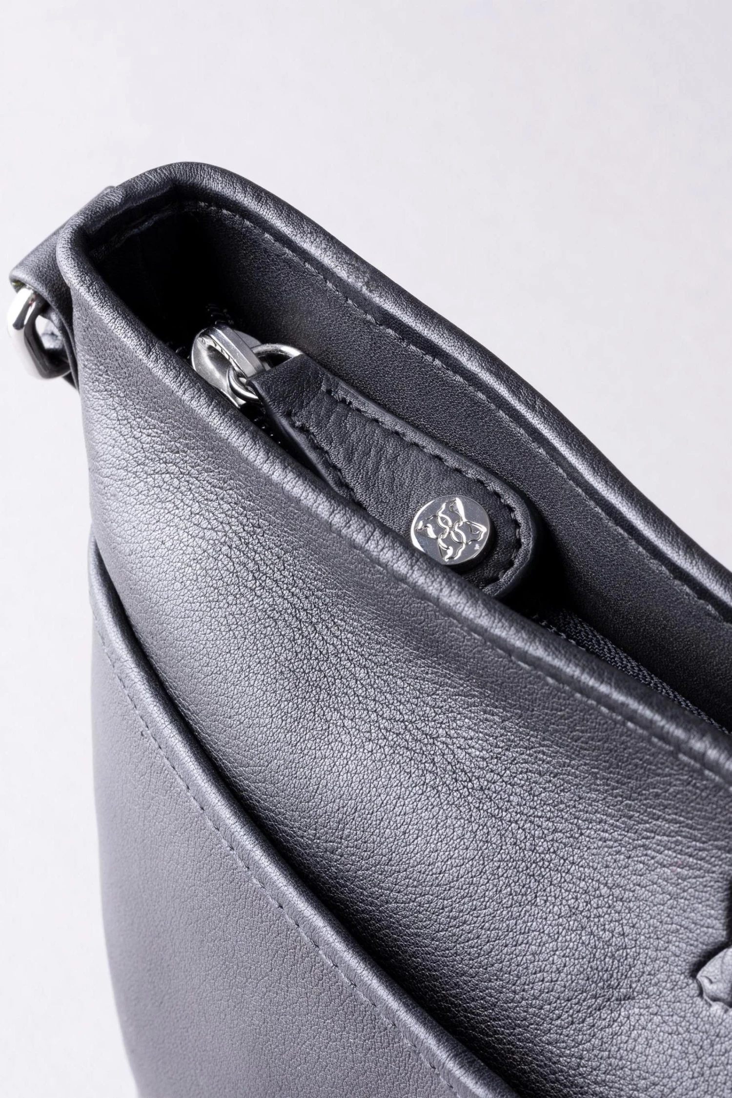 Lakeland Leather Farlam Leather Cross-Body Bag Navy 6 Lakeland Leather Farlam Leather Cross-Body Bag Navy - Image 4