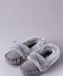 Lakeland Leather Ladies Sheepskin Moccasin Slippers Tan Brown