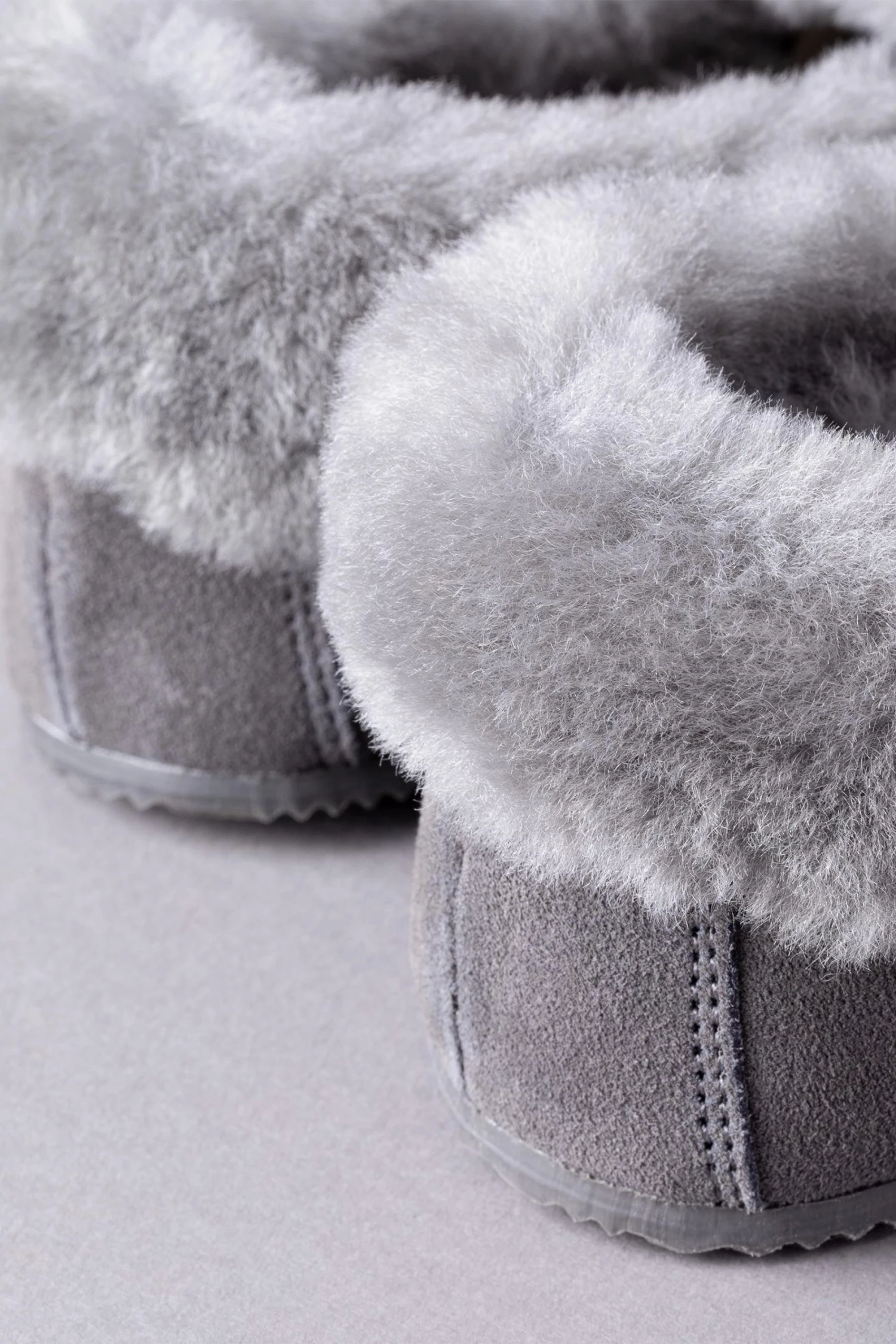 Lakeland Leather Ladies Sheepskin Moccasin Slippers Tan Brown 5 Lakeland Leather Ladies Sheepskin Moccasin Slippers Tan Brown - Image 3