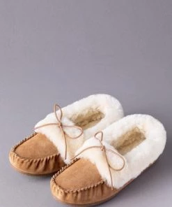 Lakeland Leather Ladies Sheepskin Moccasin Slippers Tan Brown 11 Lakeland Leather Ladies Sheepskin Moccasin Slippers Tan Brown -Lakeland Leather Sales unnamed file 760