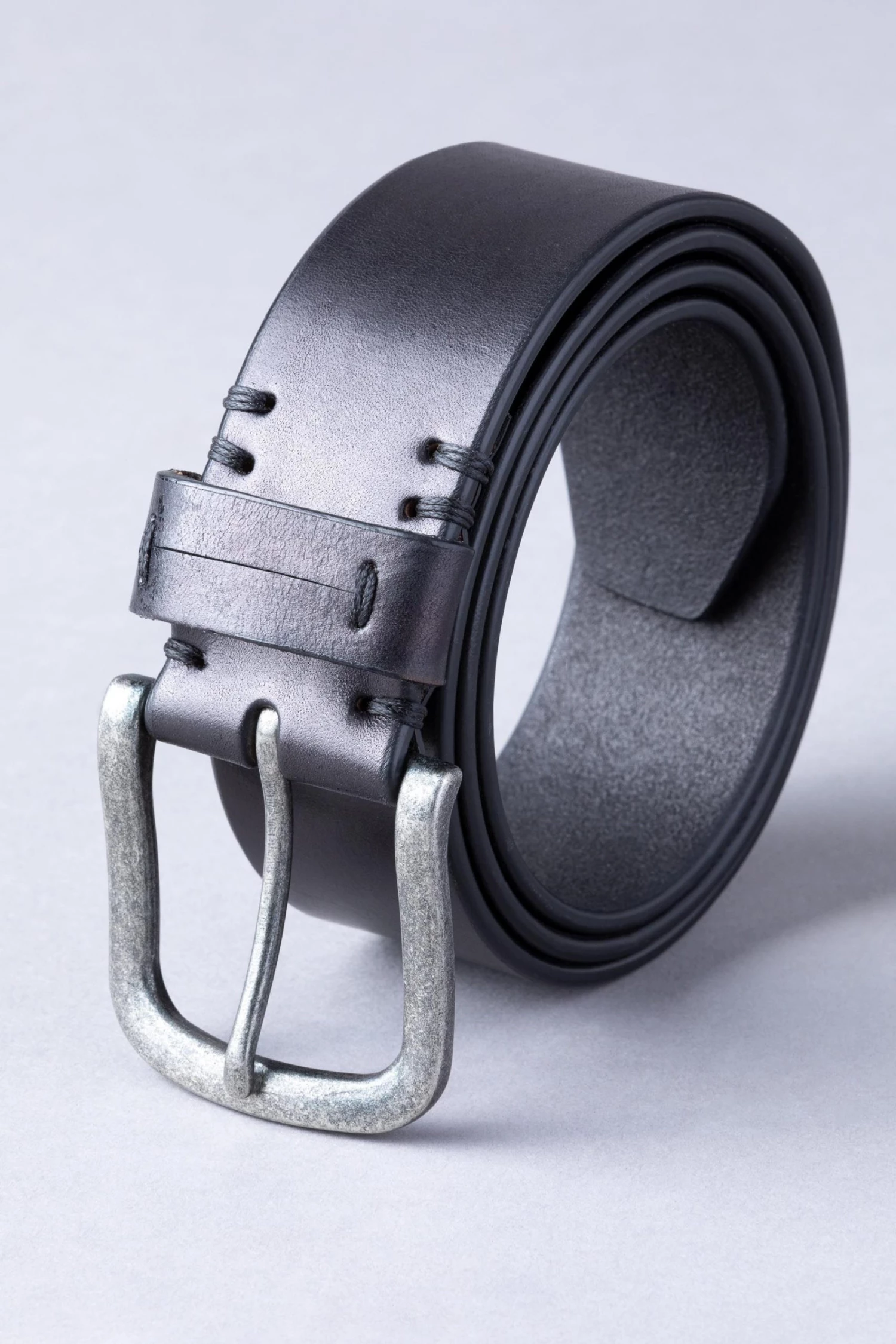 Lakeland Leather Levens Leather Belt Black 4 Lakeland Leather Levens Leather Belt Black - Image 2
