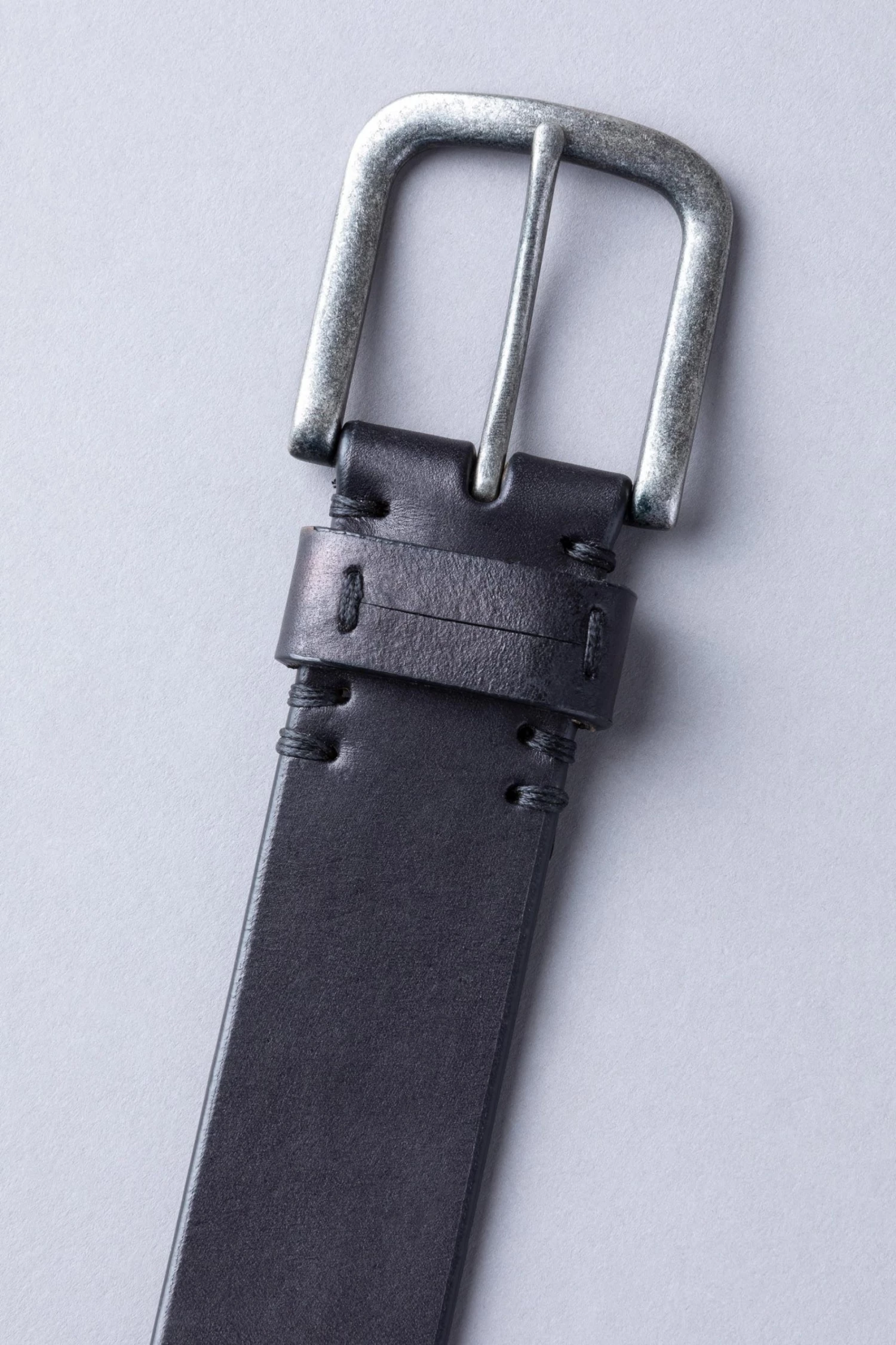 Lakeland Leather Levens Leather Belt Black 5 Lakeland Leather Levens Leather Belt Black - Image 3