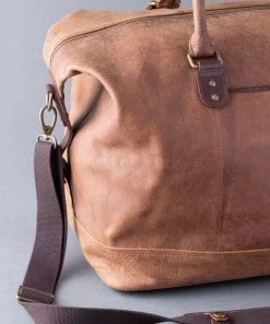 Lakeland Leather Brown Hawksdale Leather Holdall -Lakeland Leather Sales unnamed file 83 scaled