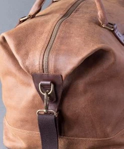 Lakeland Leather Brown Hawksdale Leather Holdall -Lakeland Leather Sales unnamed file 84 scaled
