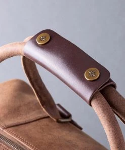 Lakeland Leather Brown Hawksdale Leather Holdall -Lakeland Leather Sales unnamed file 87 scaled