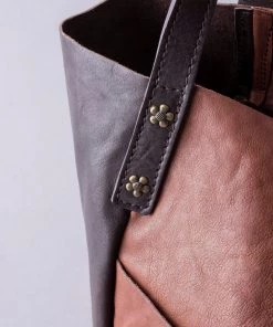 Lakeland Leather Tan Brown Hartsop Leather Tote Bag -Lakeland Leather Sales unnamed file 870 scaled