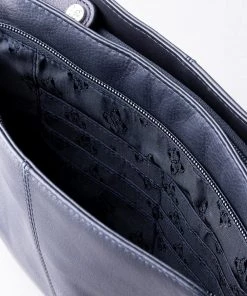 Lakeland Leather Ambleside Leather Cross-Body Bag Black 9 Lakeland Leather Ambleside Leather Cross-Body Bag Black -Lakeland Leather Sales unnamed file 888 scaled