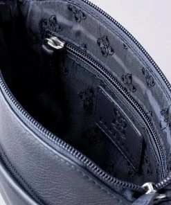 Lakeland Leather Small Threlkeld Leather Cross-Body Bag Black 10 Lakeland Leather Small Threlkeld Leather Cross-Body Bag Black -Lakeland Leather Sales unnamed file 9 scaled