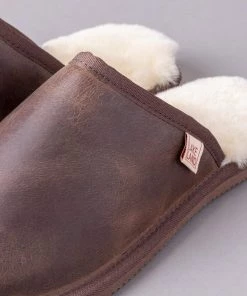 Lakeland Leather Mens Brown Leather Slider Slippers -Lakeland Leather Sales unnamed file 957 scaled