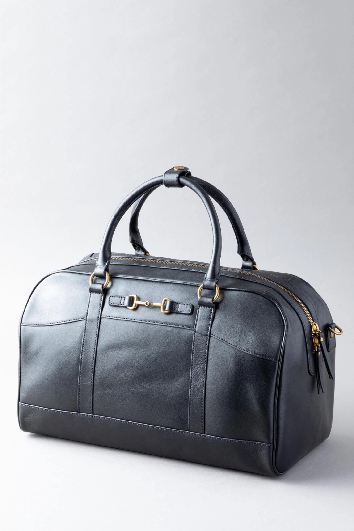 Lakeland Leather Heritage Leather Overnight Bag Black 3 Lakeland Leather Heritage Leather Overnight Bag Black