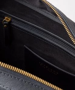 Lakeland Leather Heritage Leather Overnight Bag Black 14 Lakeland Leather Heritage Leather Overnight Bag Black -Lakeland Leather Sales unnamed file 999 scaled